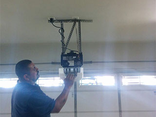 Door Maintenance | Garage Door Repair Woodbury, MN Door Maintenance | Garage Door Repair Woodbury, MN