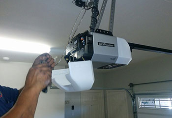 LiftMaster Garage Door Opener Troubleshooting - Woodbury